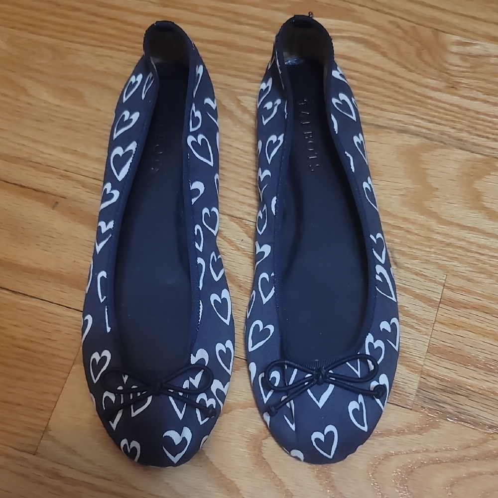Talbots Heart Patterned Dark Navy Ballet Flats